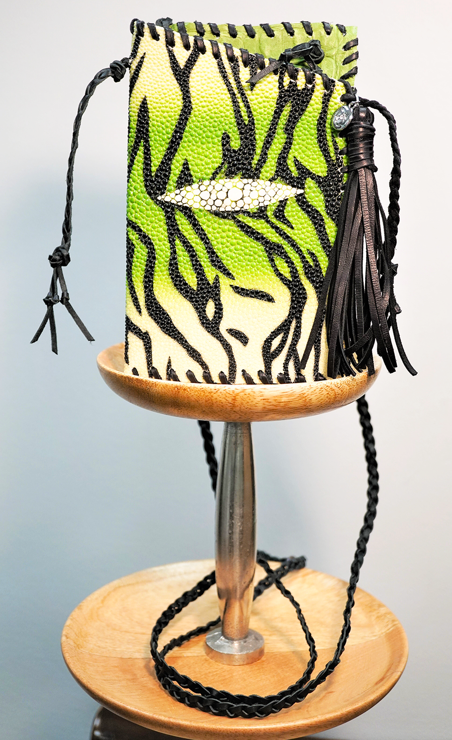 Hyde Me Lime Tiger Stingray
