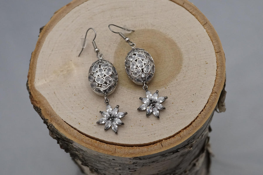 Duality Earrings with Silver Pendant