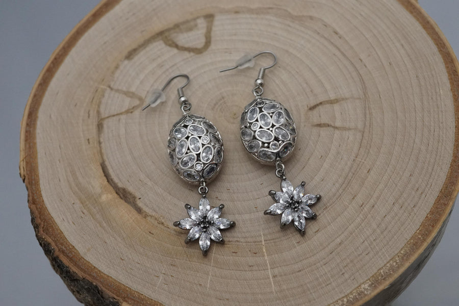 Duality Earrings with Silver Pendant